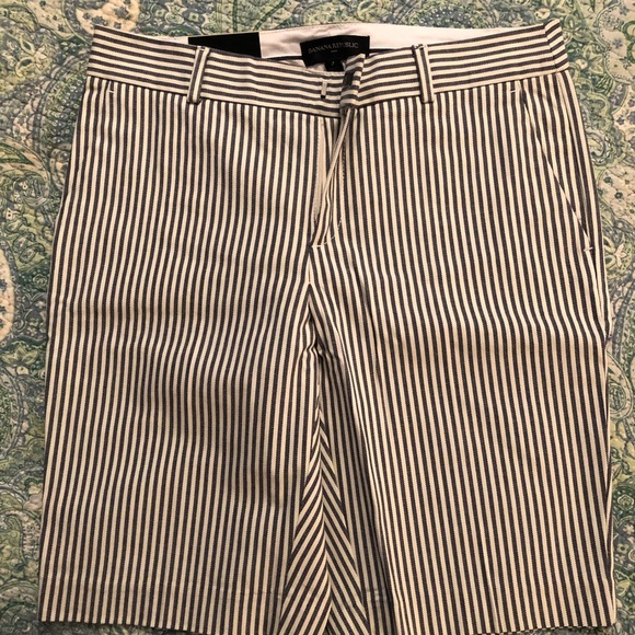 Banana Republic shorts - Picture 2 of 3